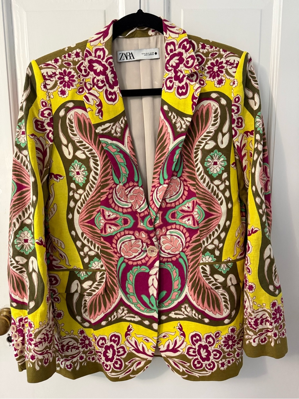ZARA Yellow Multi-Colored Printed Blazer Jacket
